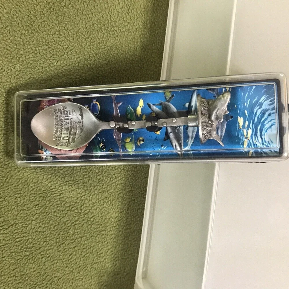 N/A collectible souvenir